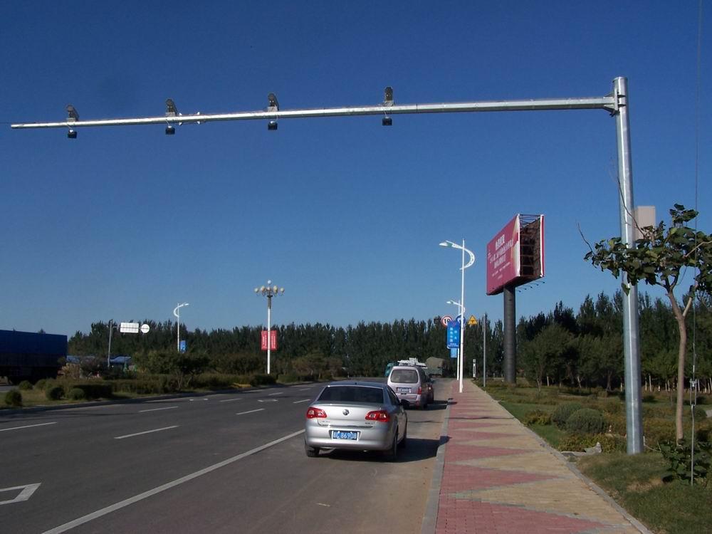 電子警察杆